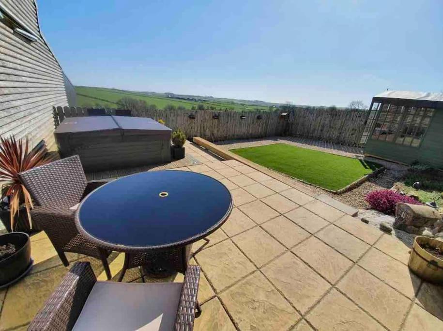 Holiday home Baidland Escapes 2 Bedroom With Hot Tub