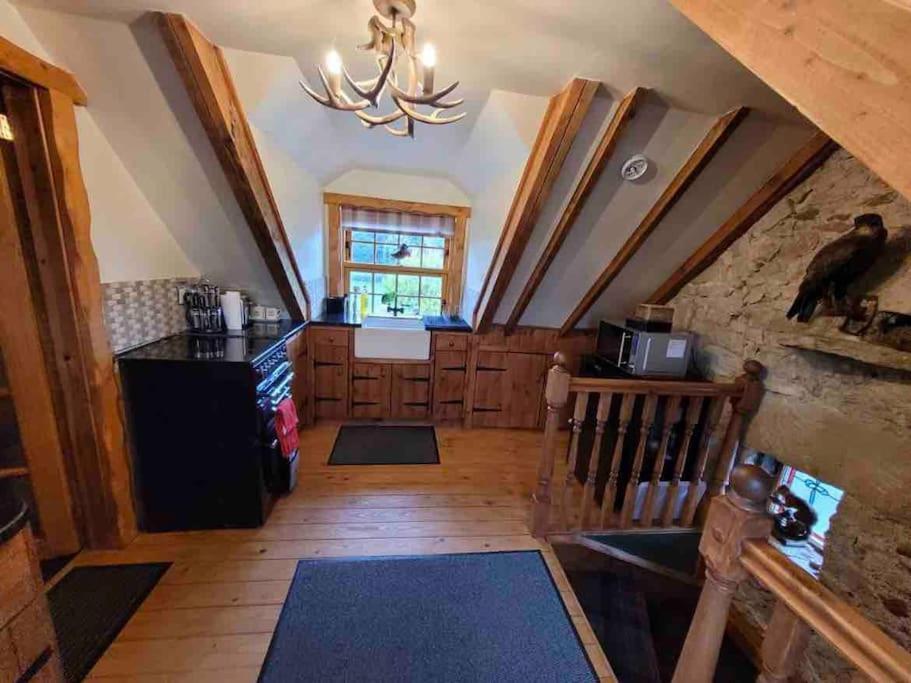Baidland Escapes 2 Bedroom With Hot Tub * Dalry (North Ayrshire)